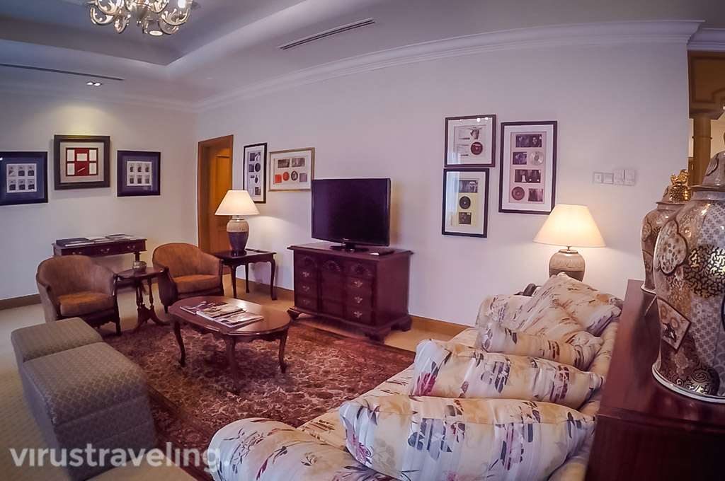 Inside MJ Suites Room Concorde Hotel