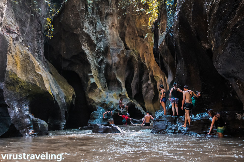 Hidden Canyon Beji Guwang, Seru dan Menantang 