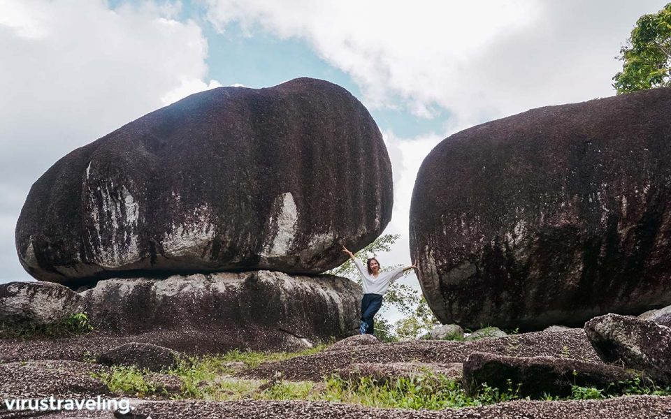 Mitos Batu Kembar Belitung